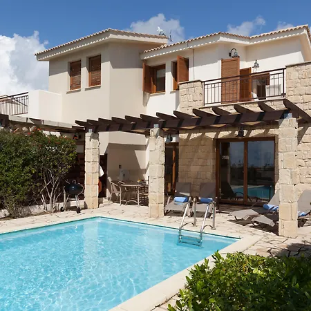 Vila Residences Junior *