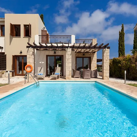 Vila Residences Junior *